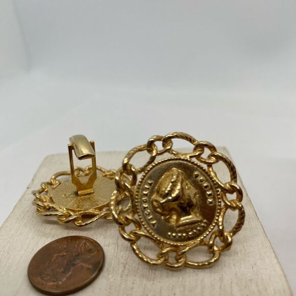 Vintage Queen Victoria Gold Cufflinks House of Windsor - Picture 5 of 11